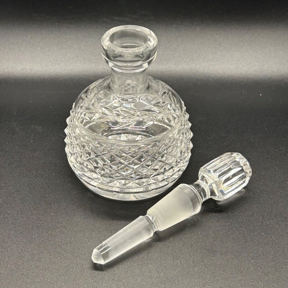 Vintage Cut glass Perfume Bottle Glass Stopper Dauber Diamond Cut Vanity Decor - Picture 5 of 15